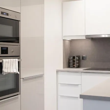 Cztery Oceany, Apartament Blisko Plazy, Grey Gdansk
